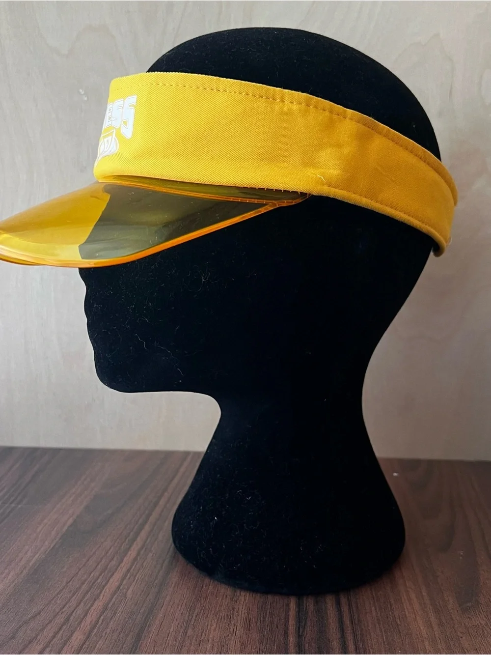 Vintage Guess Visor‎